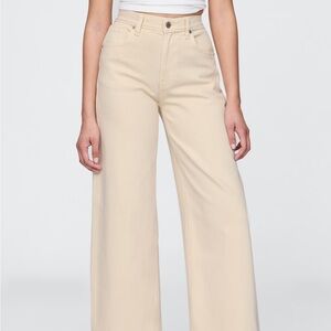 Women's Beige Wide-Leg Jeans